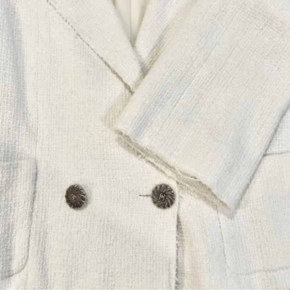 Chanel Tweed Jacket - Picture 4 of 4